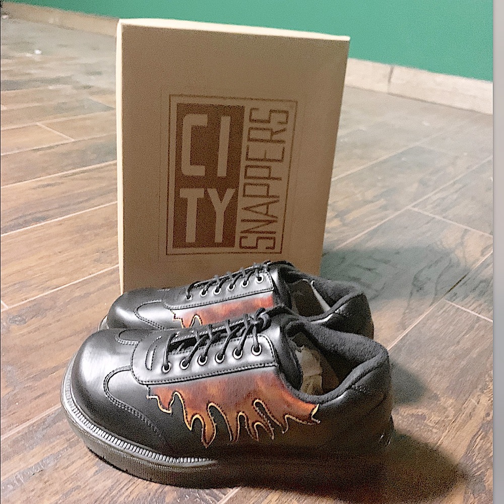 Vintage 90s dead stock chunky flame black shoes